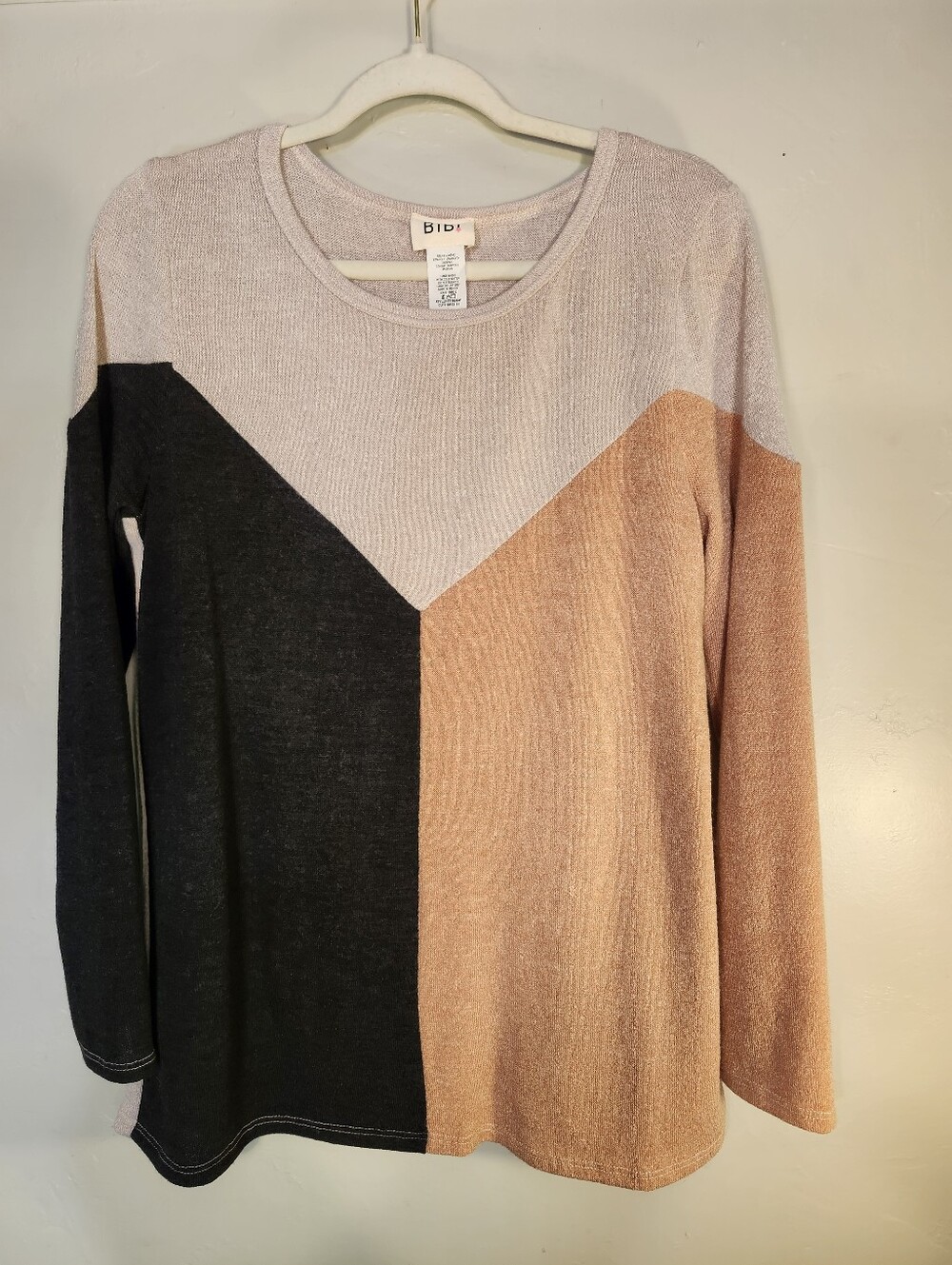 BiBi Colorblock Crewneck Sweater in Cream Black & Tan